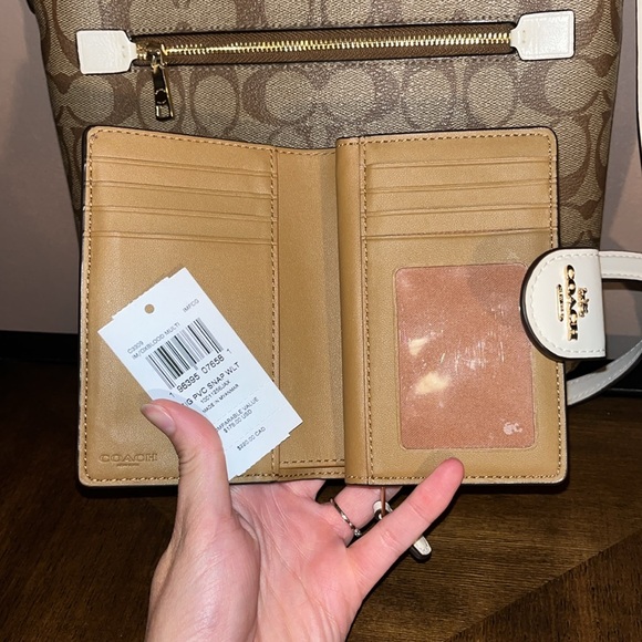 Matching Coach Rowan file crossbody and wallet SET - Picture 3 of 6